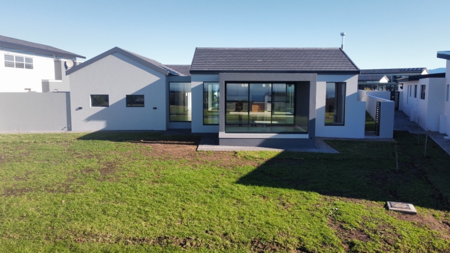 4 Bedroom Property for Sale in Oubaai Western Cape